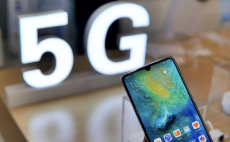 5g手機來襲，5G智能手機熱導(dǎo)管全自動貼背膠機有何優(yōu)勢？