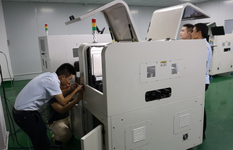 喇叭平面自動貼標(biāo)機(jī)價格多少一臺